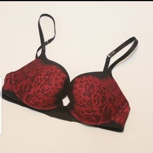 Victoria's Secret Very Sexy Push Up Bra Lace RED